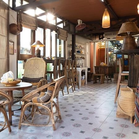 Past Tense Hostel Chiang Mai Esterno foto