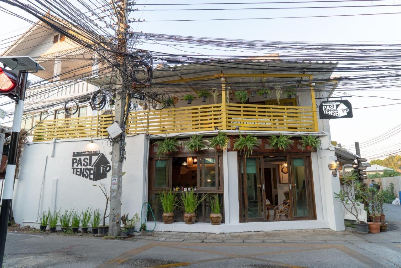 Past Tense Hostel Chiang Mai Esterno foto
